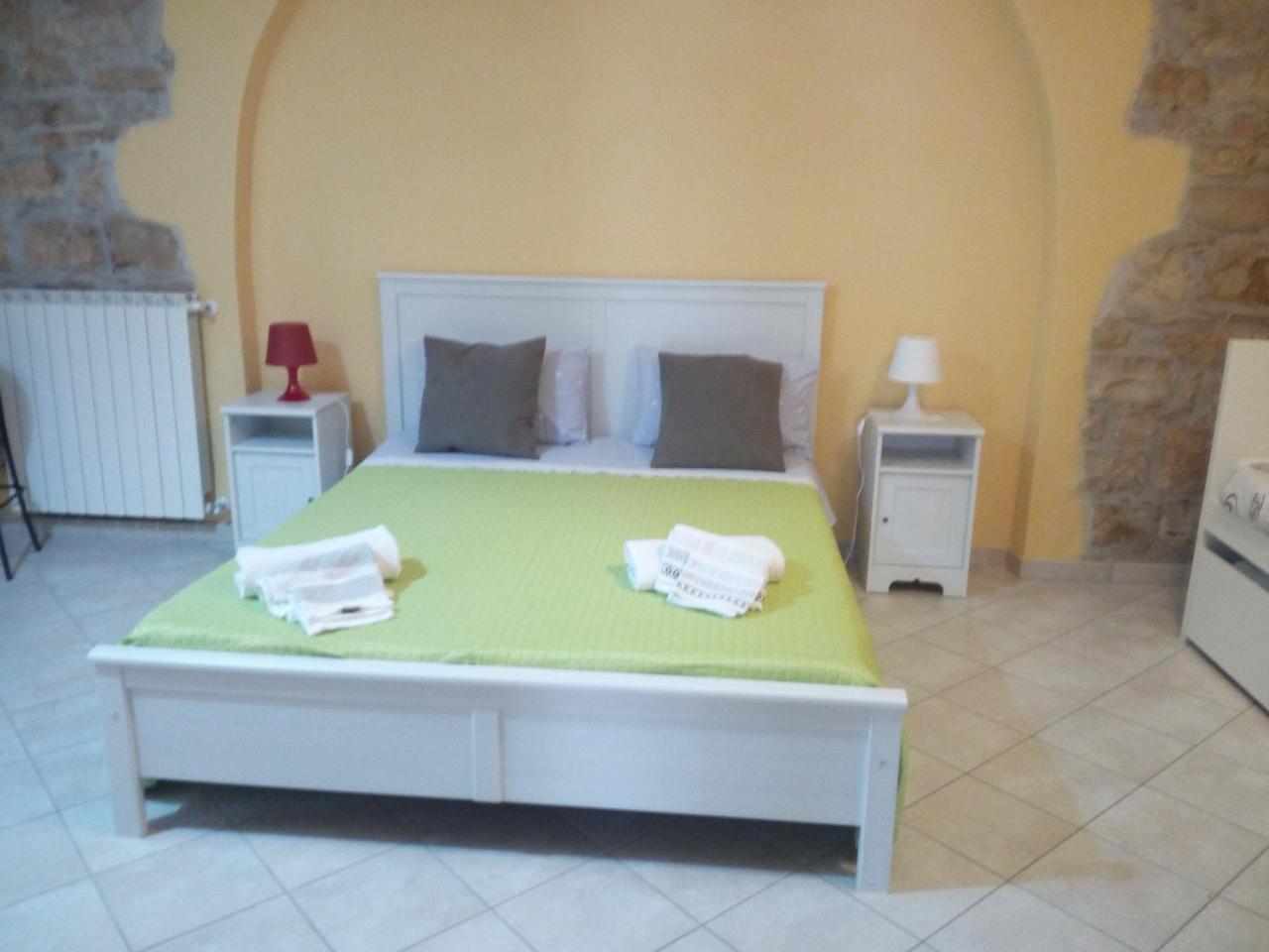 Al Castello Bed and Breakfast Venosa Εξωτερικό φωτογραφία